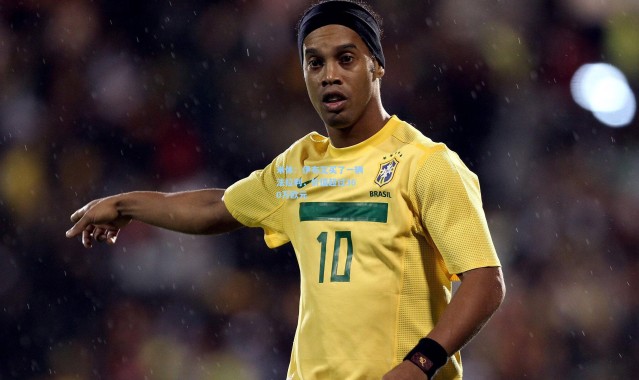 米体：伊布又买了一辆法拉利，价值超过360万欧元